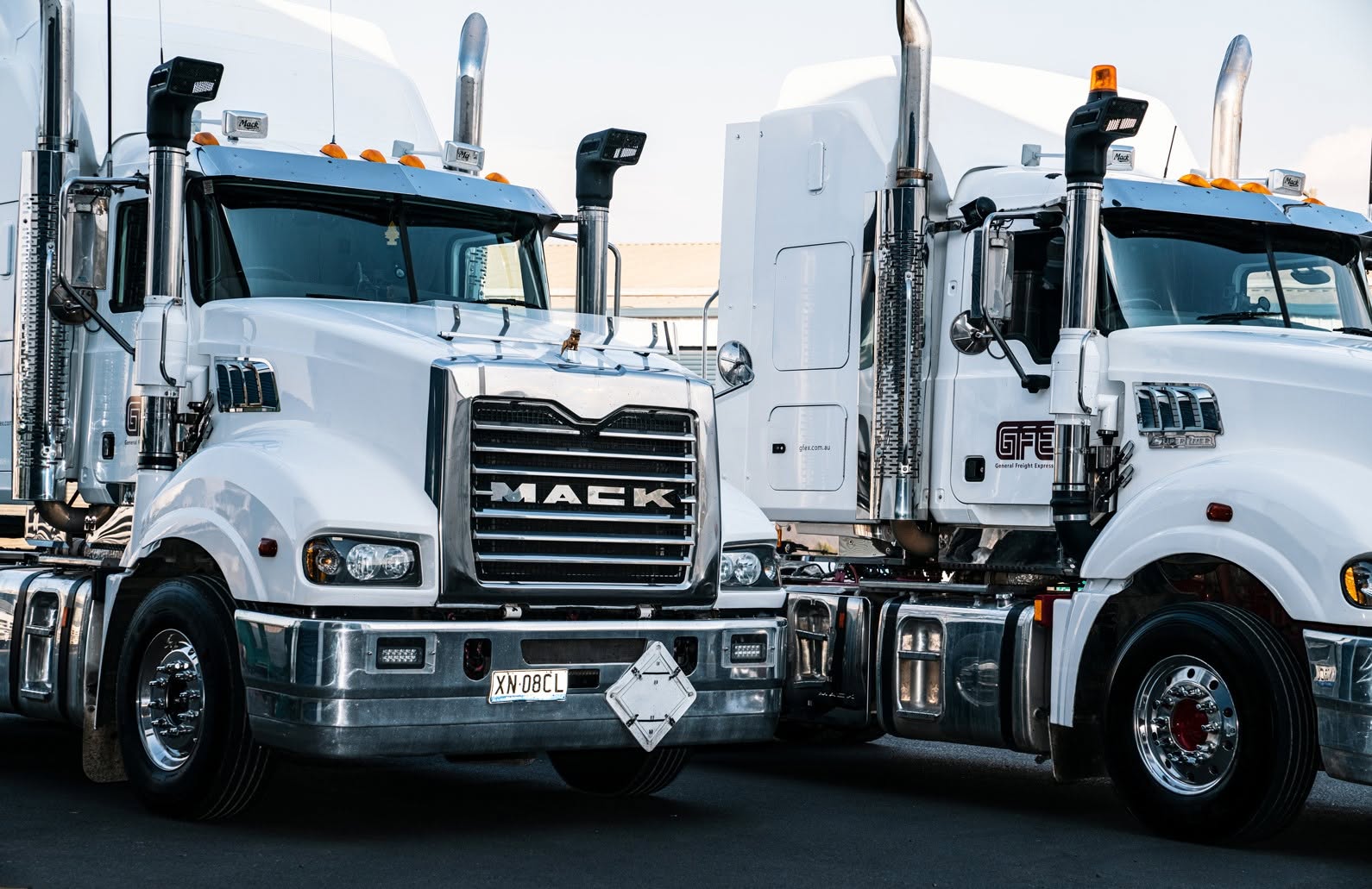 GFE Mack prime movers